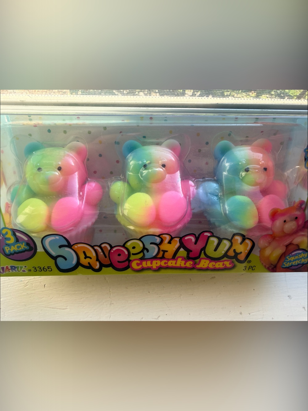Squeeshy Fun Cupcake Bear 3-Pack - Pastel Rainbow Squishy Toy